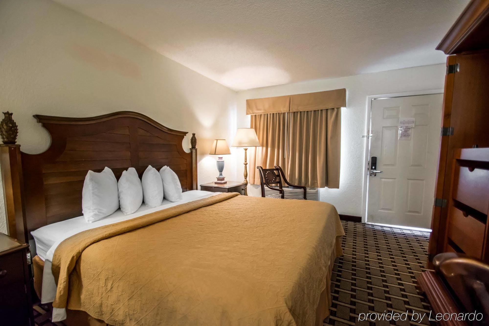 Quality Inn & Suites Eastgate Kissimmee Exteriör bild