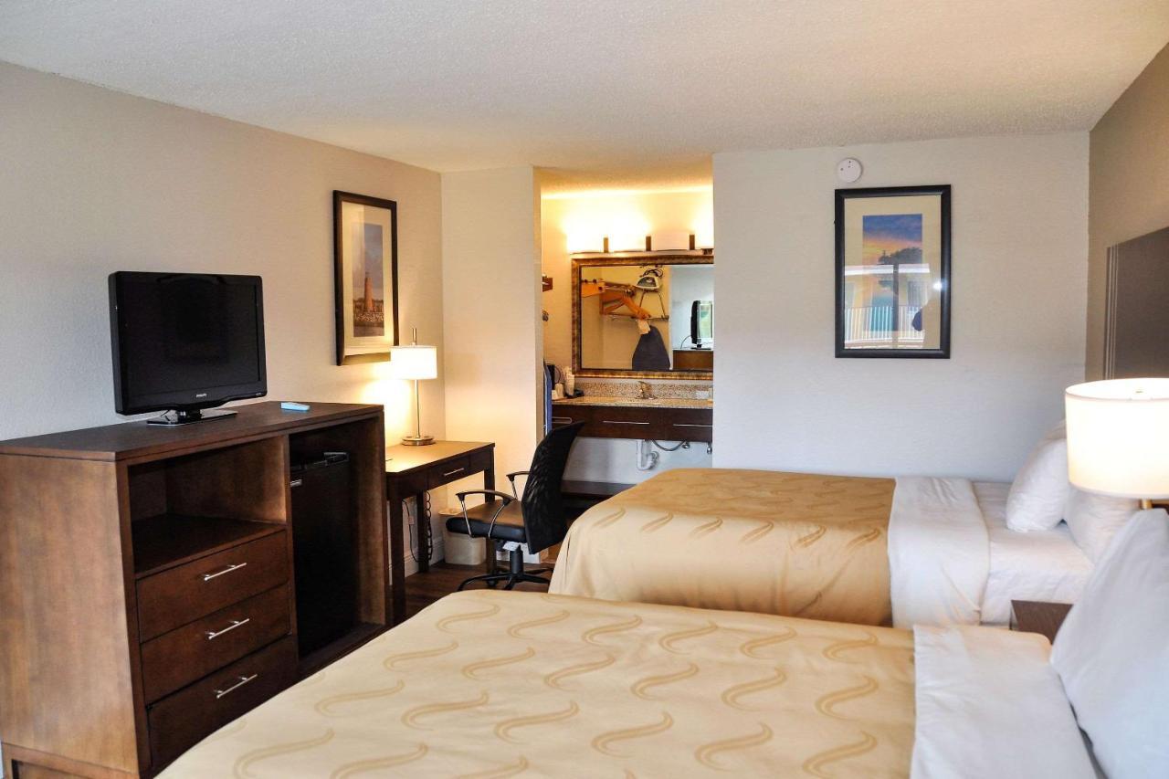 Quality Inn & Suites Eastgate Kissimmee Exteriör bild