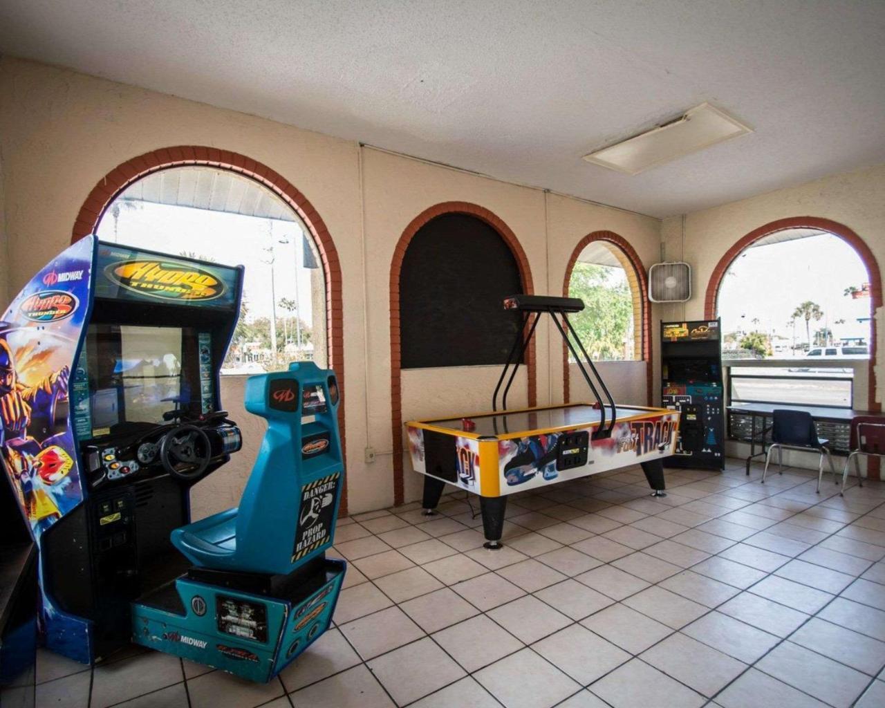 Quality Inn & Suites Eastgate Kissimmee Exteriör bild